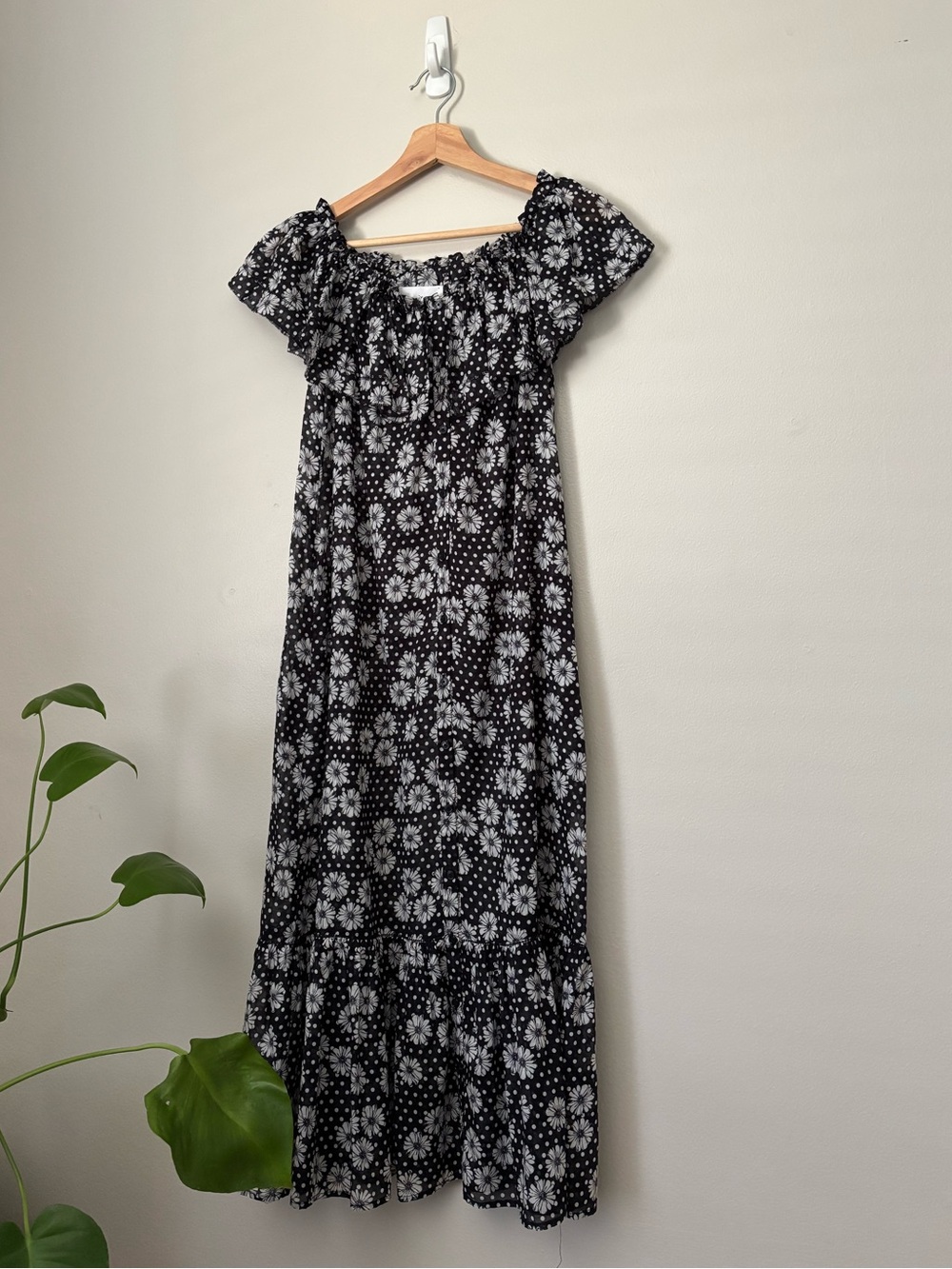 Lisa Marie Fernandez Dotted Daisy Off the Shoulder Midi Dress